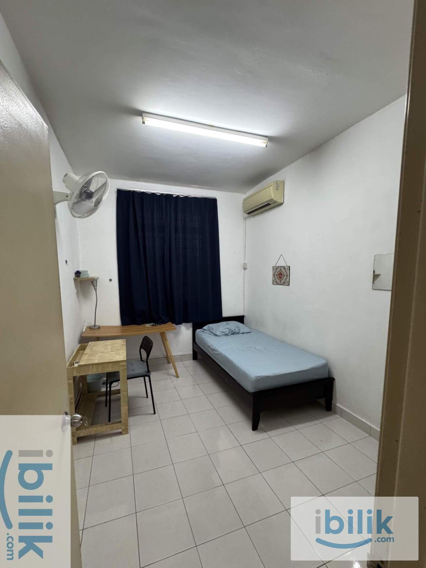 Middle room  - Image 1