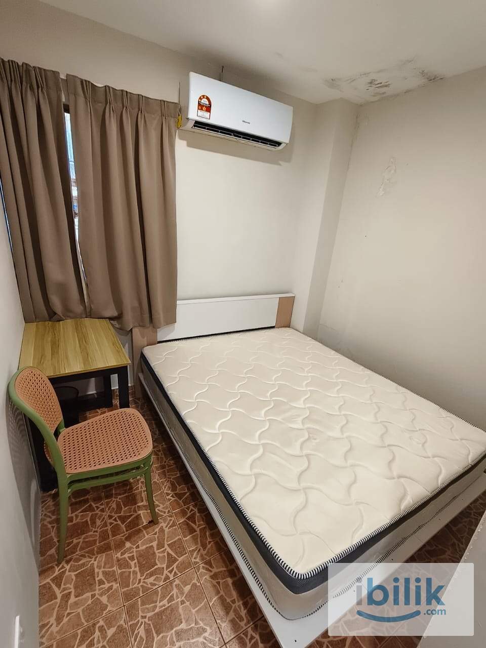 Single Room - Image 2