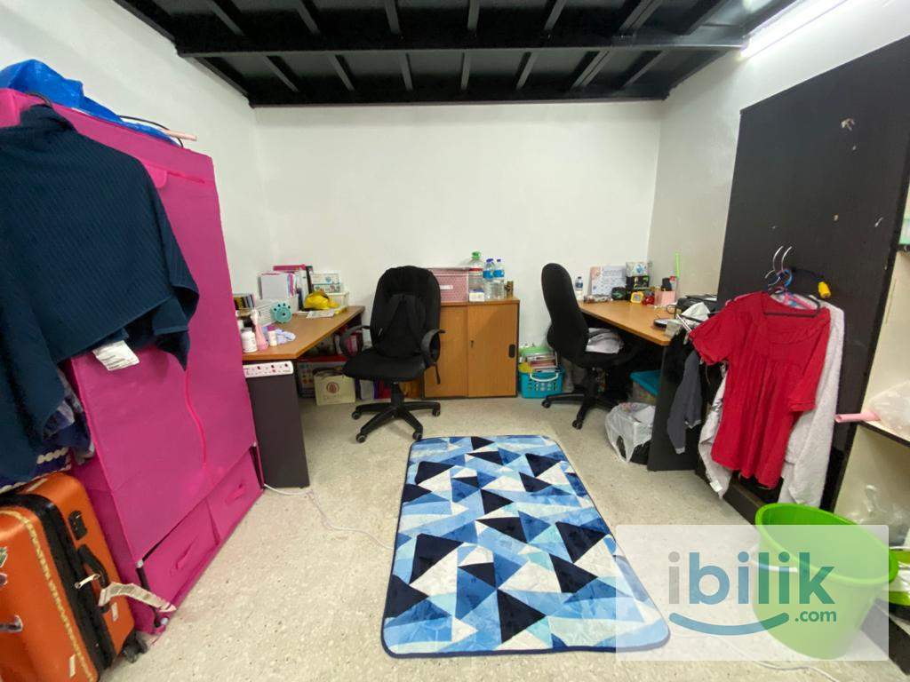 Bilik wanita rumah jb - Image 4