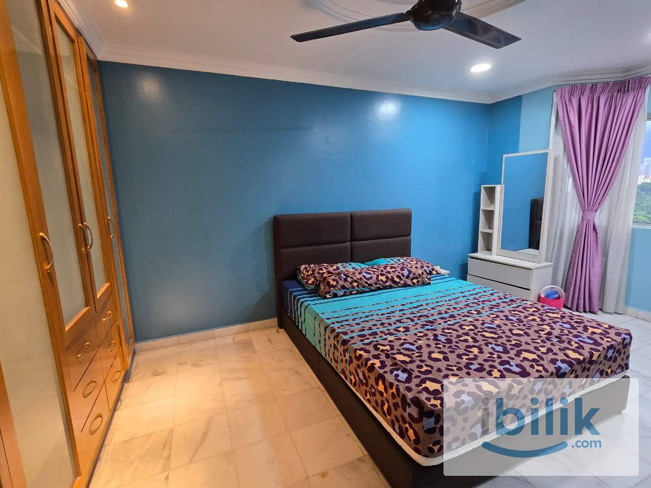 Master bedroom fully furnished with queen bed & private toilet (can stay up to 2 persons) - Image 1