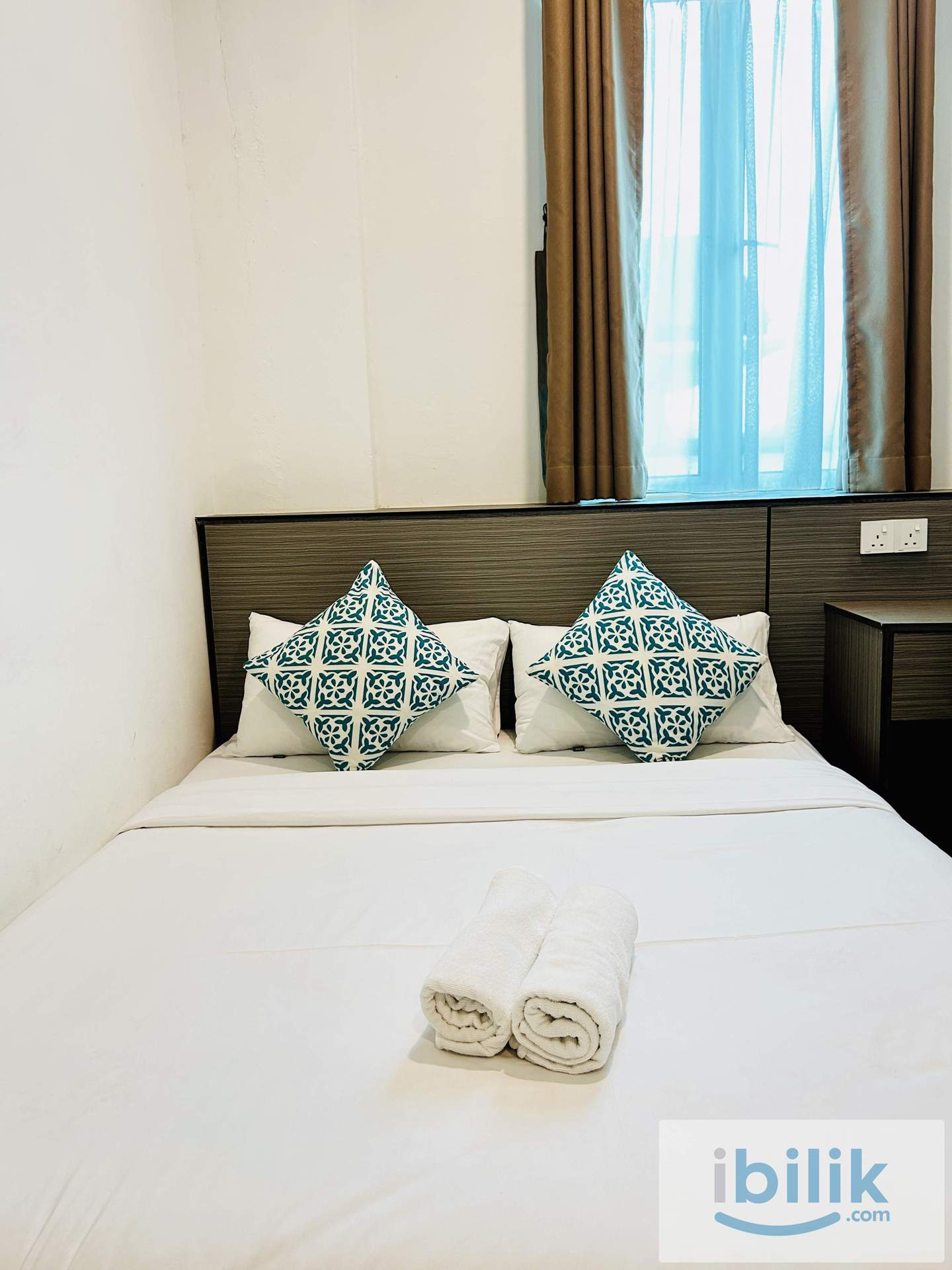 Queen Room - Image 2