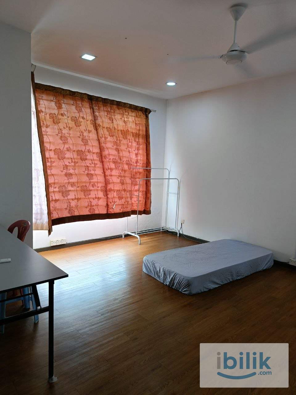 🏠 Master Room @ Kemuning Utama | Easy Access KESAS & ELITE Highway | Move In Ready - Image 6