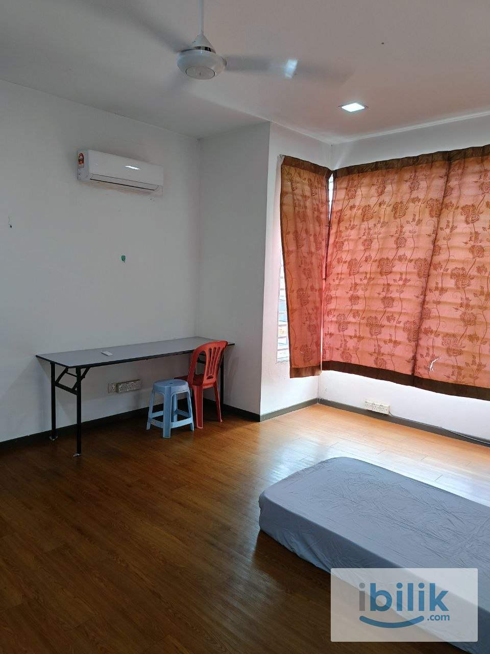 🏠 Master Room @ Kemuning Utama | Easy Access KESAS & ELITE Highway | Move In Ready - Image 4