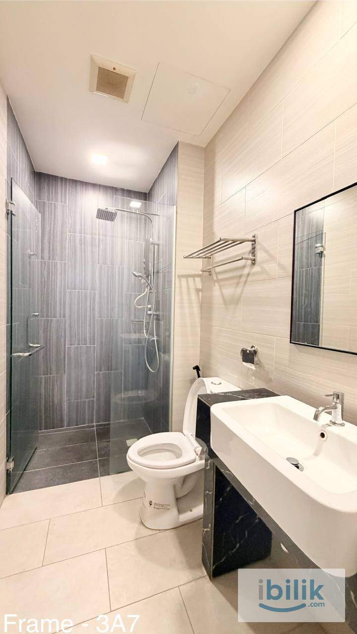 🚆 Affordable Stay @ Pudu Frame Hotel | Near MRT Pudu & TRX | Short / Long Term Available - Image 2