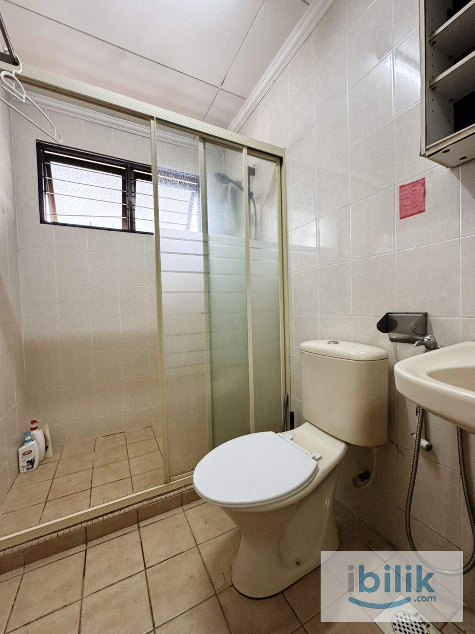 🚪 Master / Medium / Small Room @ Subang - Image 1