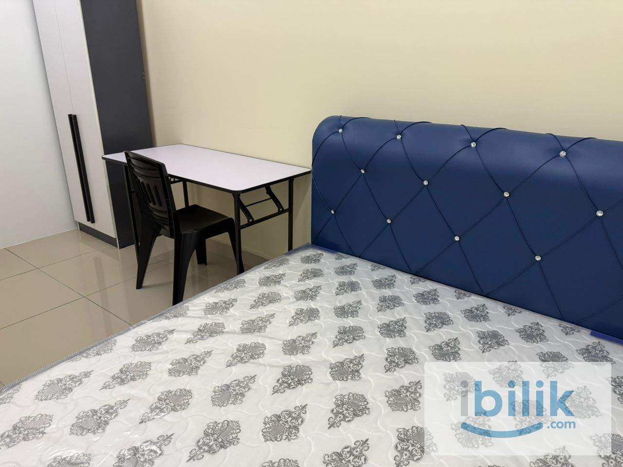 PACIFIC PLACE MEDIUM ROOM FULLY FURNISHED LRT STATION - Image 5