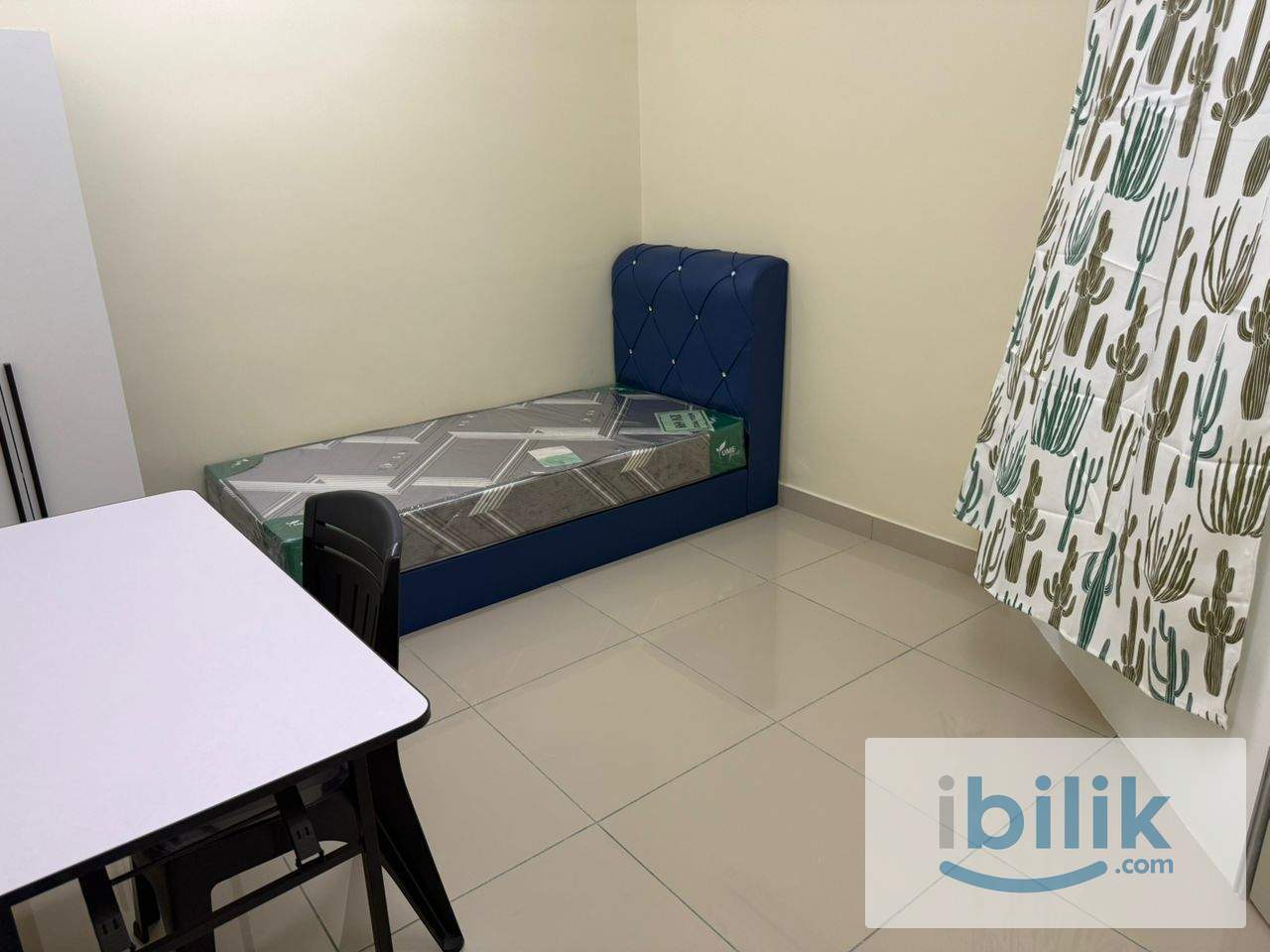 PACIFIC PLACE SINGLE ROOM FULLY FURNISHED LRT STATION  - Image 4