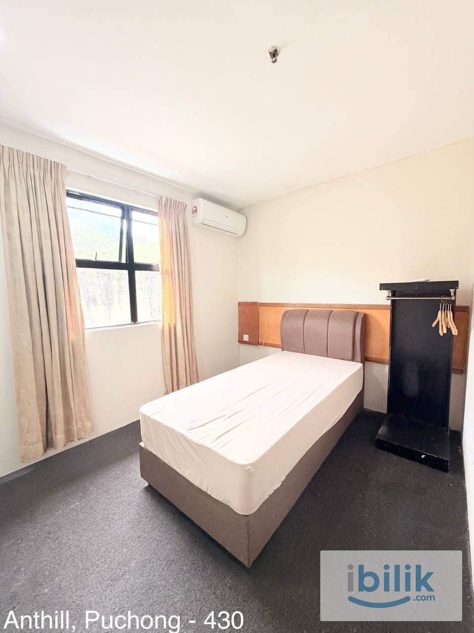 🚨 WOW!! LOOK HERE 🚨 Need a clean & cozy place to stay? 👀 🏠 Hotel-Style Room, Comfortable, spacious & move-in ready 🎉 - Image 2