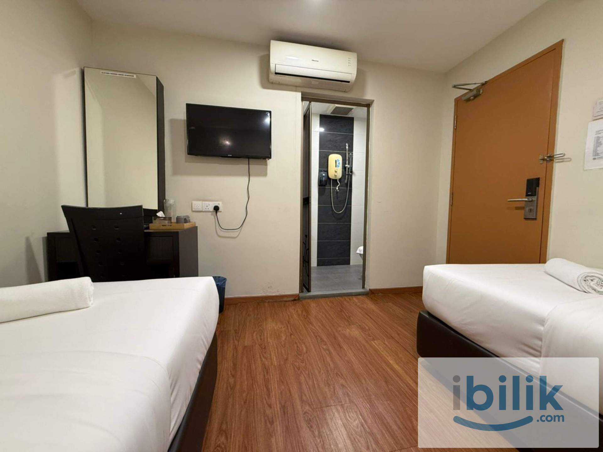 Standard Twin Room - Image 2