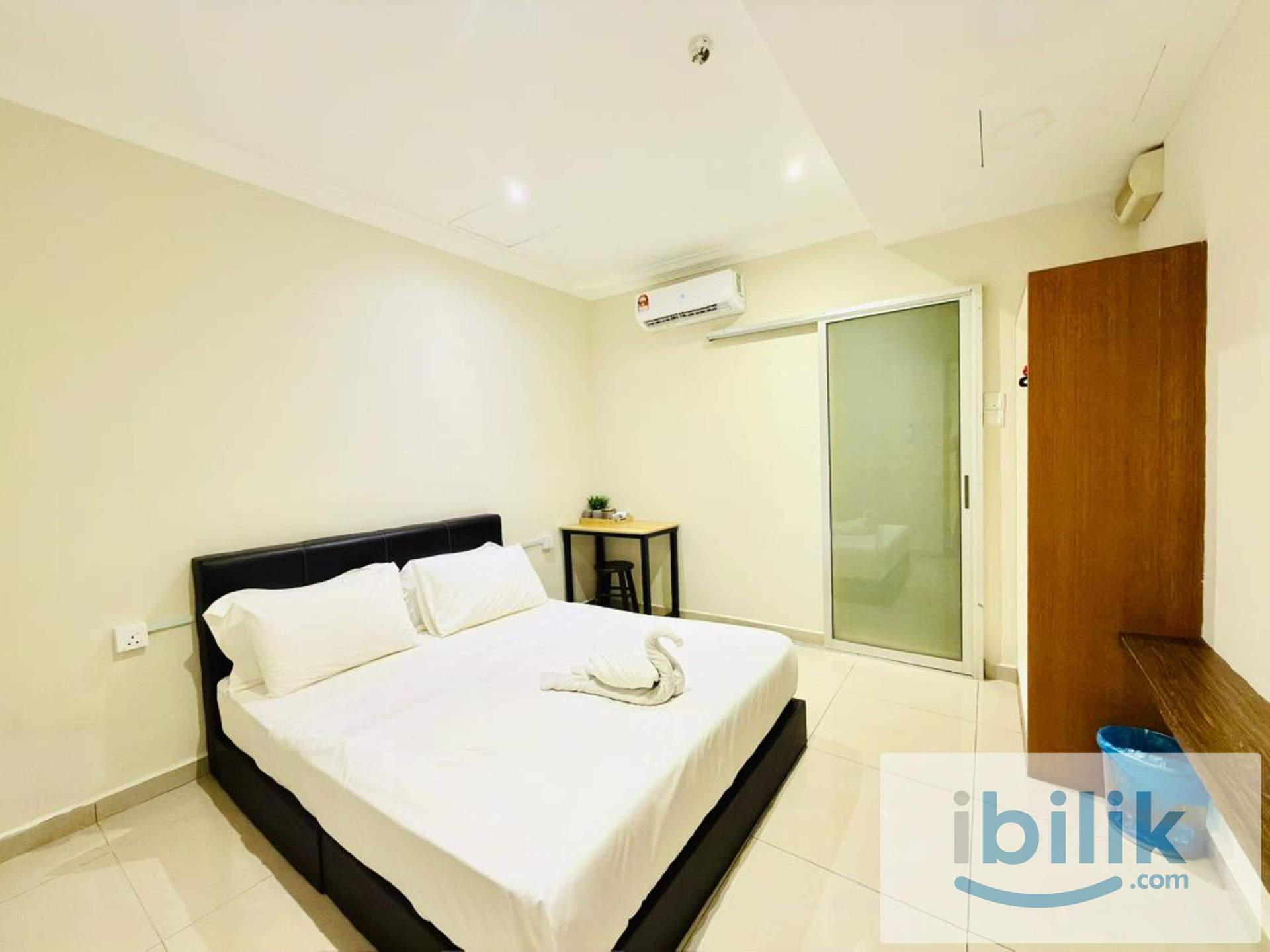 Standard Queen Room - Image 1