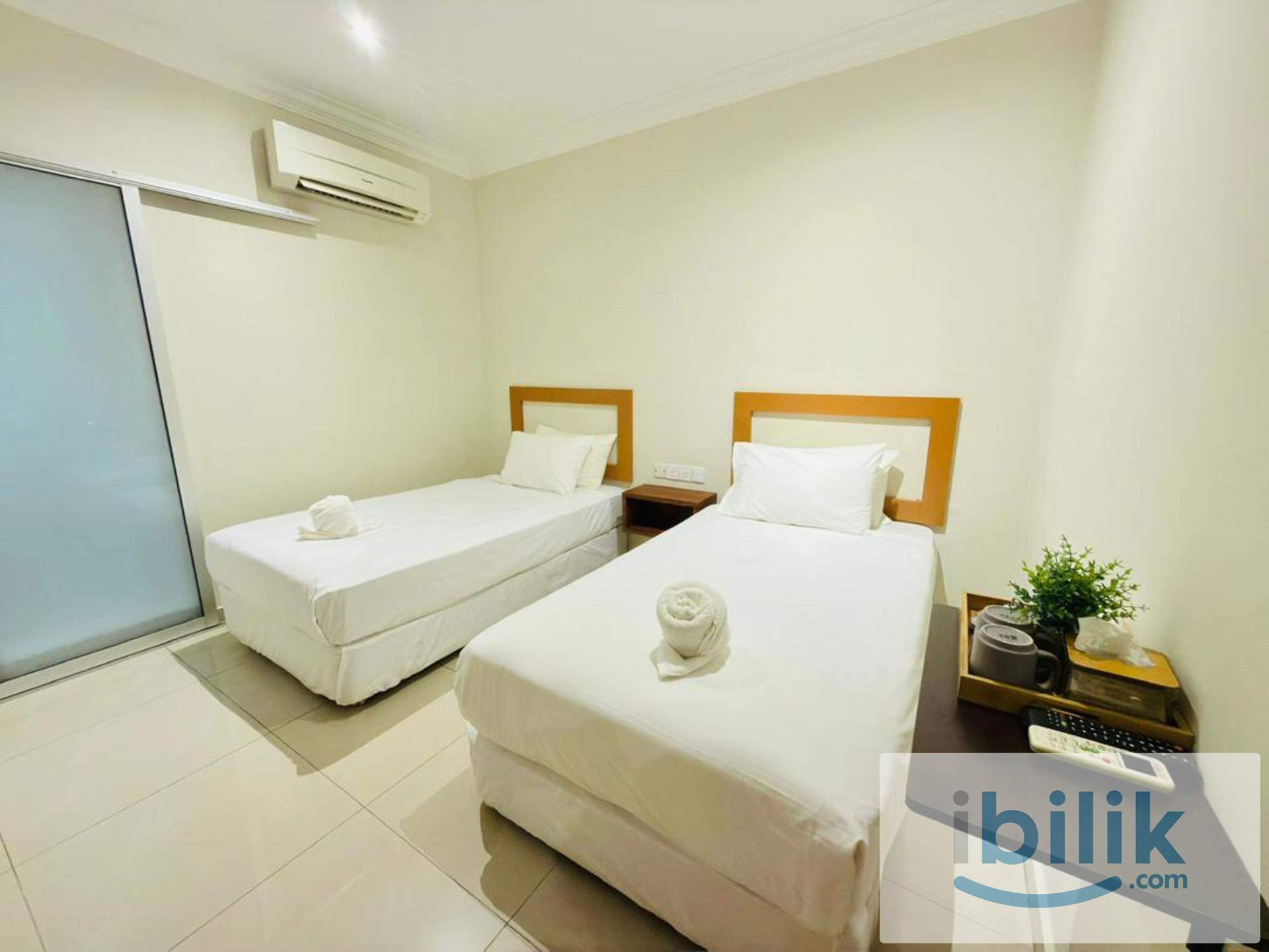 Standard Twin Room - Image 1