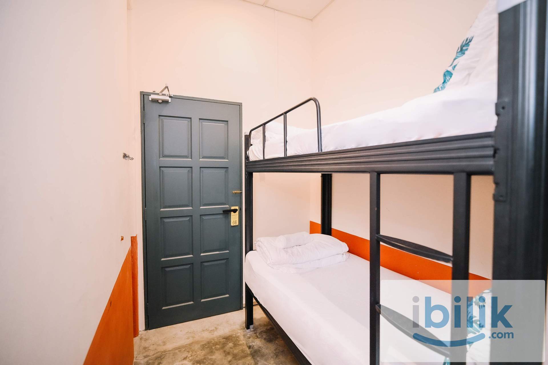 Small Twin Room - Image 2