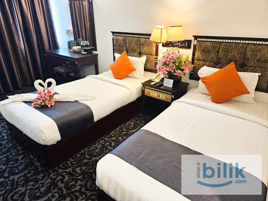 Deluxe Twin Room - Image 1