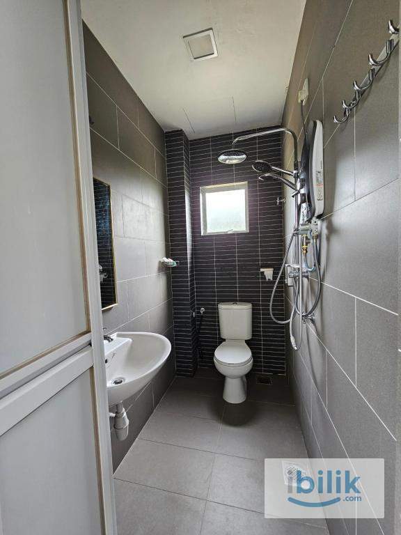 Executive Triple - Image 6