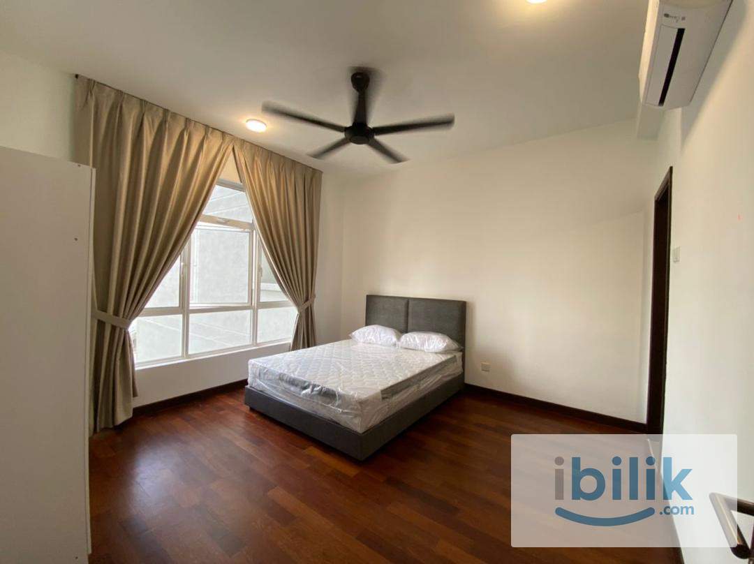 Bukit Jalil Master Bedroom- Walk to Pavillion Bukit Jalil - Image 1