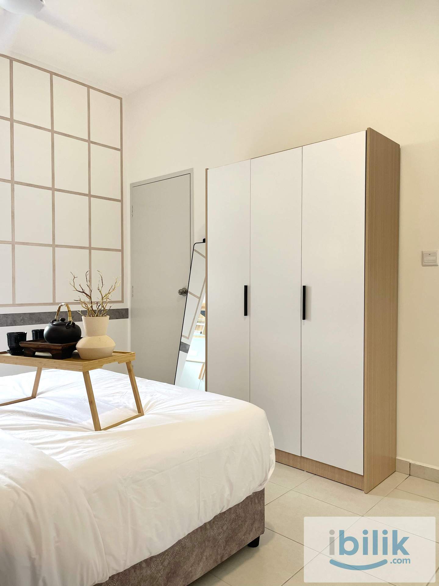 Fully Furnished Studio - Image 1