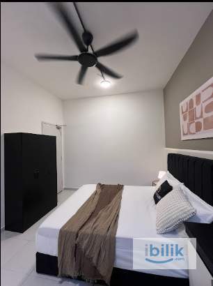 Fully Furnished Studio - Image 3
