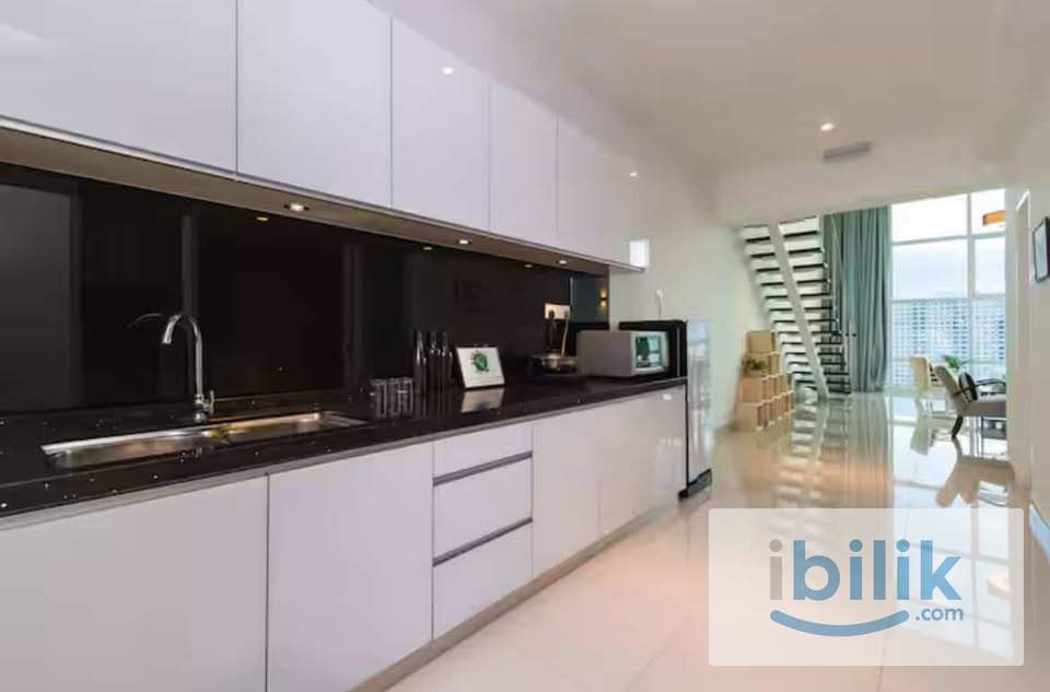 Maritime Loft Condo with Sea View | Fully Furnished | 2 Bed 2 Bath - Image 4