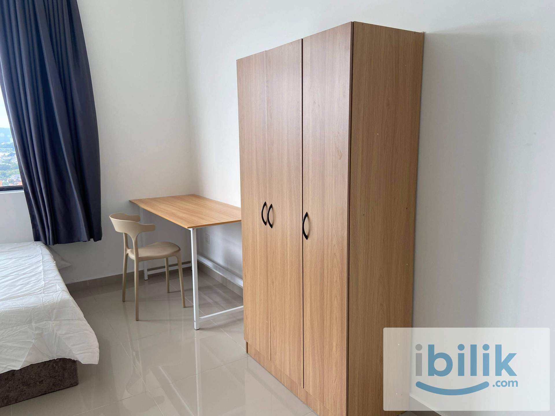 Spacious Female Master Bedroom near IOI Putrajaya - Image 3