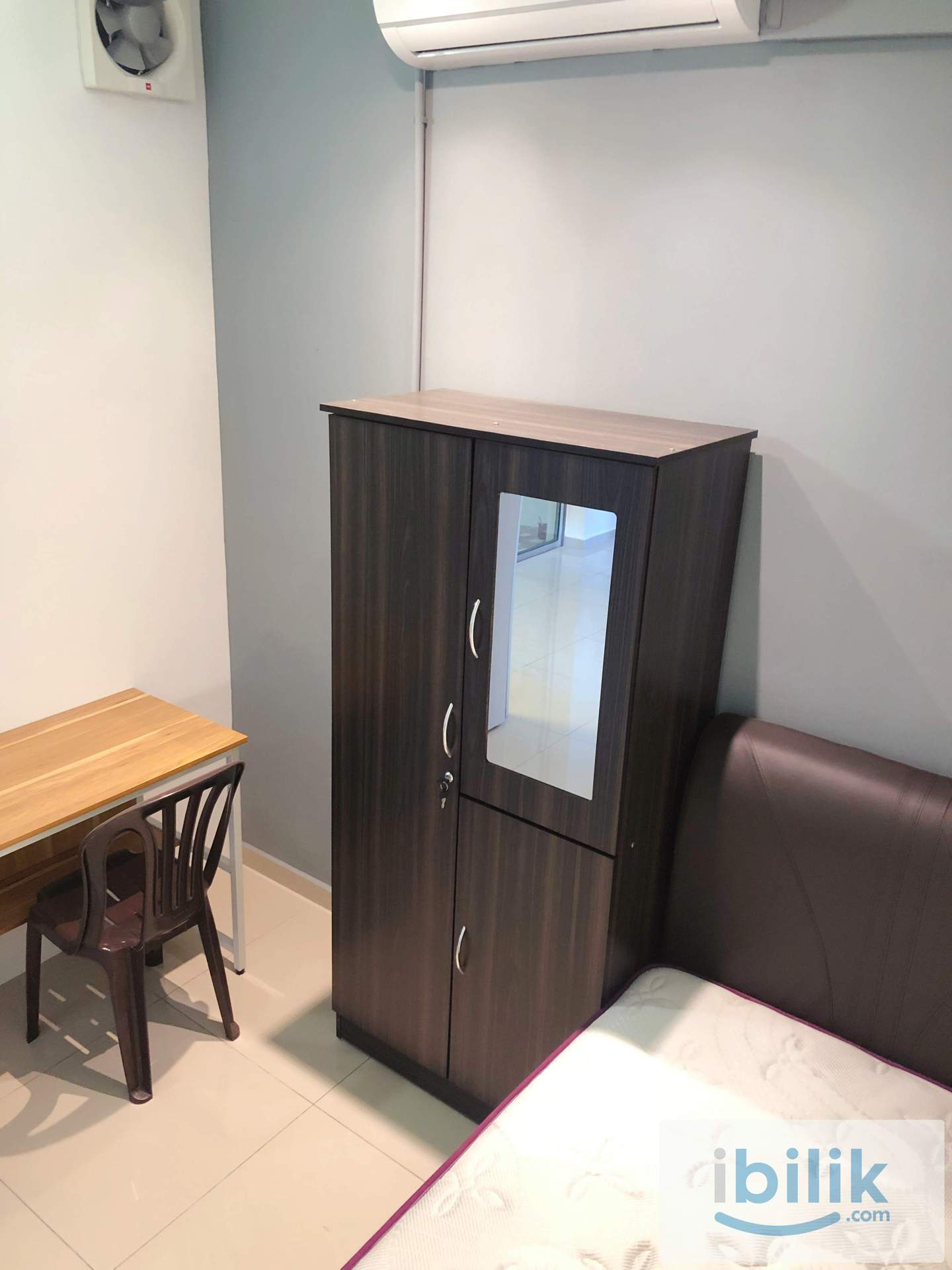 🤩PROMOTION!!!! 🤩 HIGH SPEED INTERNET Single Room Fully Furnished New Aircond Wardrobe Table Chair Mattress - Image 4