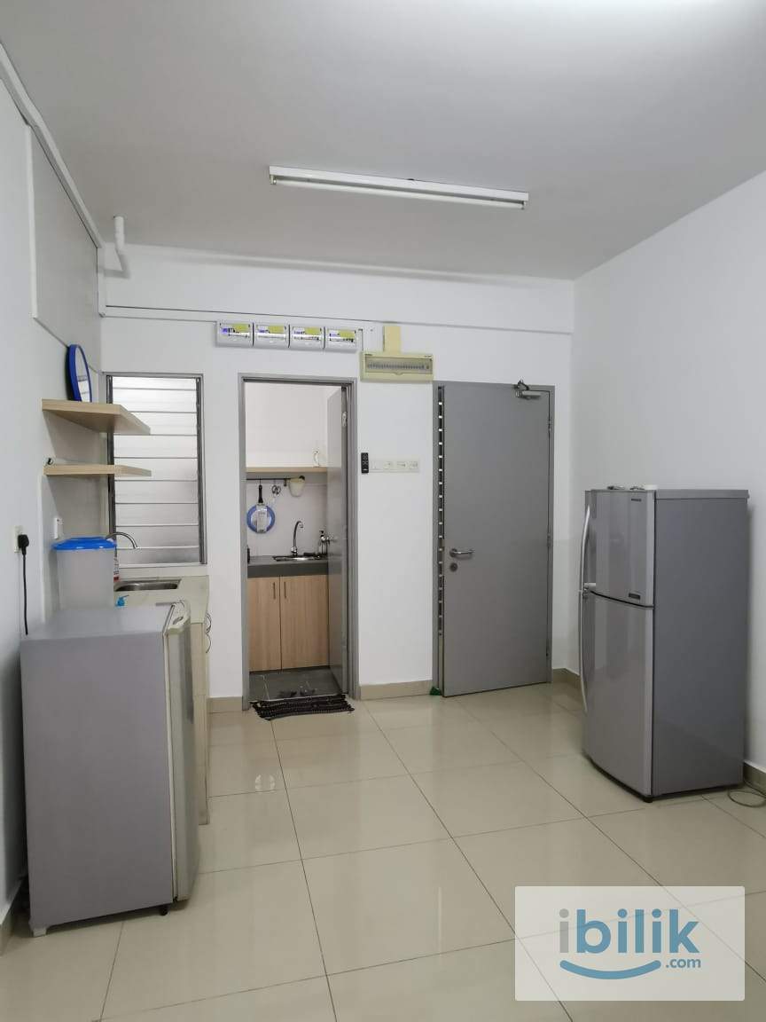 Master Bedroom - Image 4