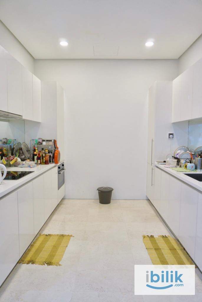 Cozy Queen Room @ KLCC | 3mins walk to Pavillion - Image 8