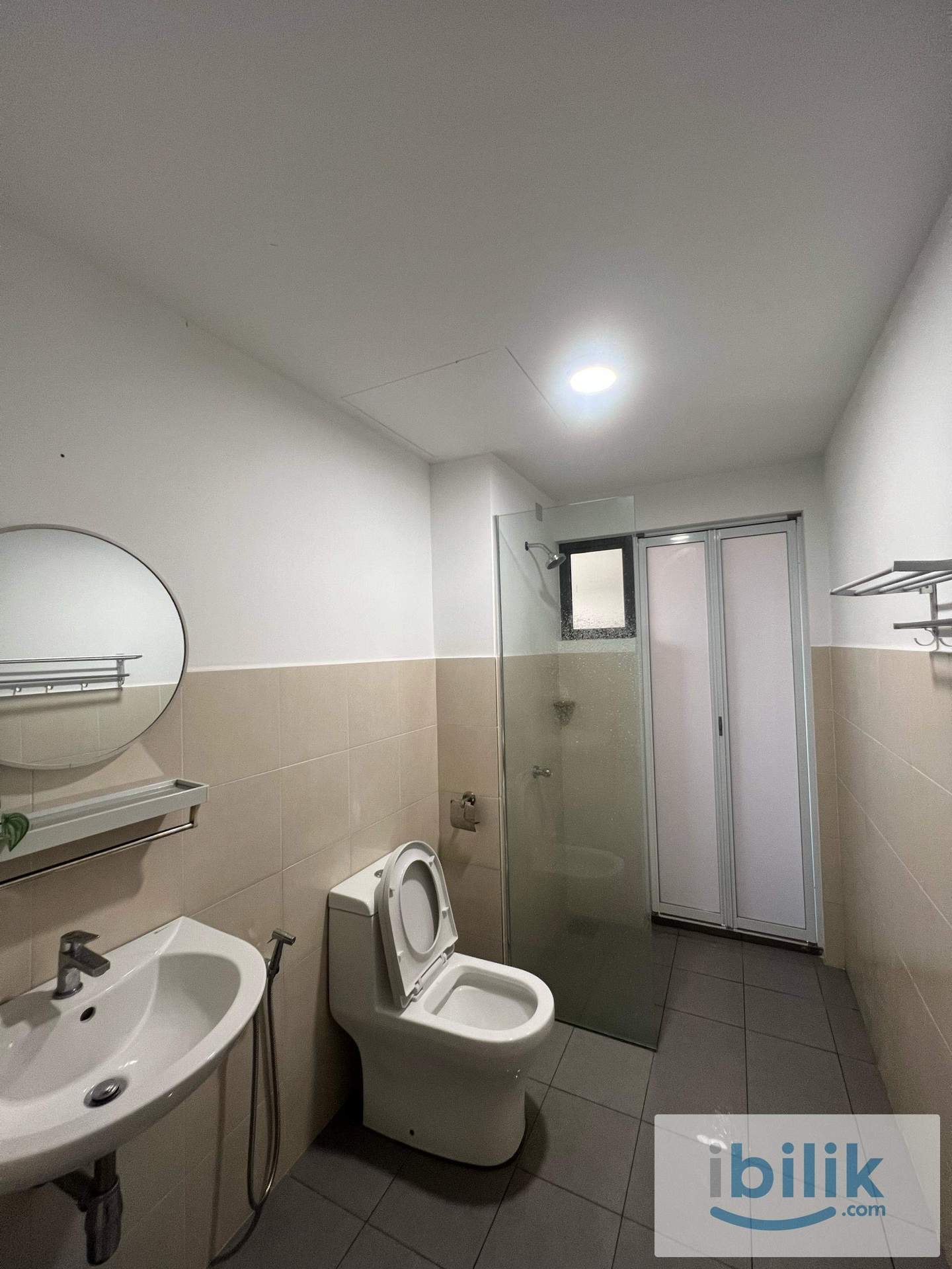 MIDDLE ROOM for RENT at KLIA kota warisan sepang - Image 6