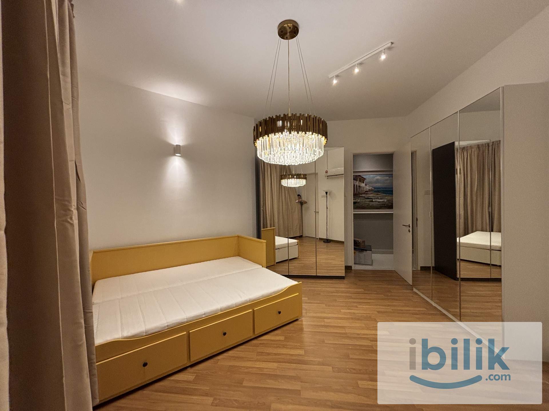 Master Room + 1 Car Park at Chymes Gurney | 600m to Damai LRT, 2 Stops to KLCC LRT - Image 1