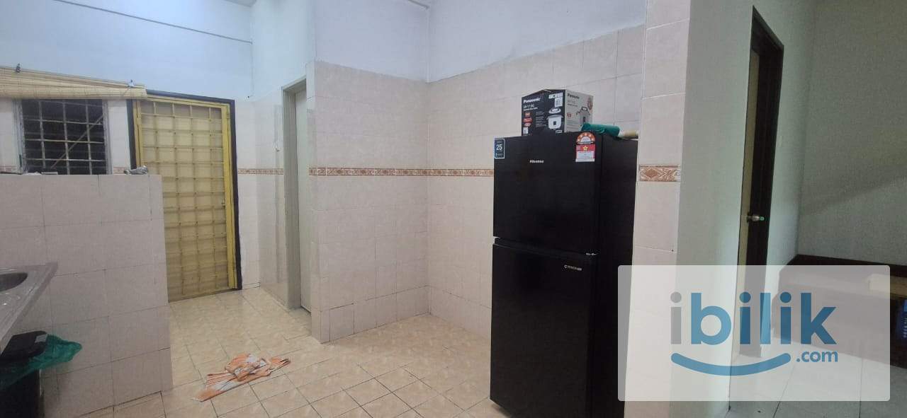 Room to rent in Bandar Baru Bangi Seksyen 3 - Image 3