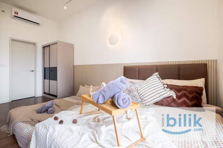 Master Room with Private Bathroom 🚿 | Near MRT Maluri | Lavile Residence - Image 2