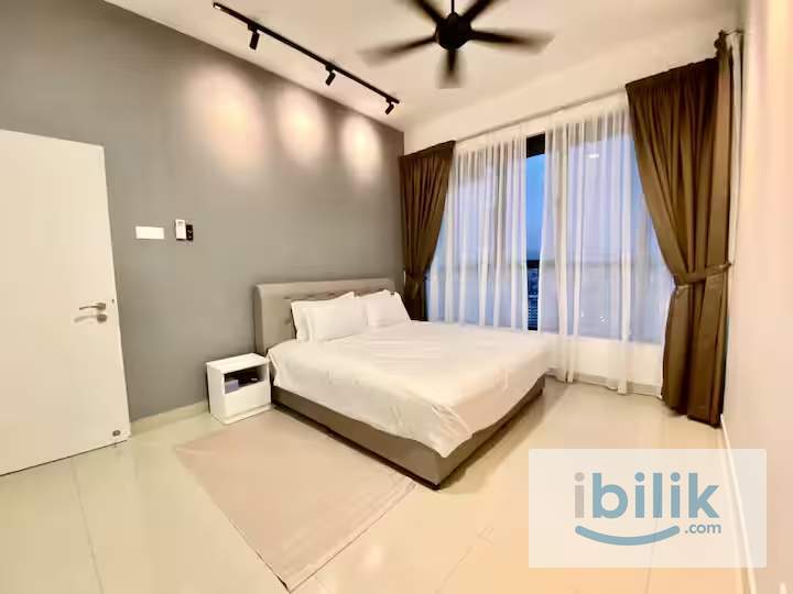 Large Master Room Near MRT Maluri | Private Bathroom | Lavile Maluri - Image 1