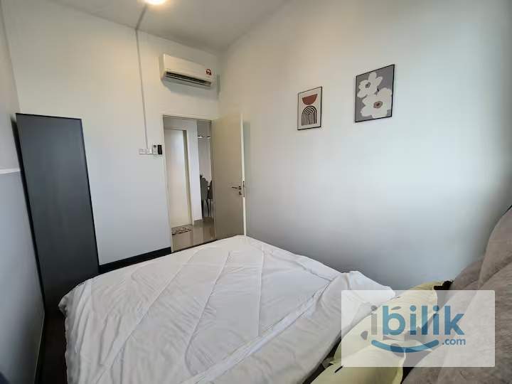 Medium Room Walk to MRT Maluri | Lavile Condo | Ready Move In - Image 2