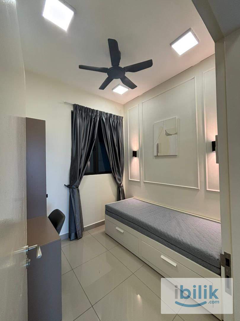 Furnished Single Room next to MRT Maluri | Near Velocity Mall - Image 1