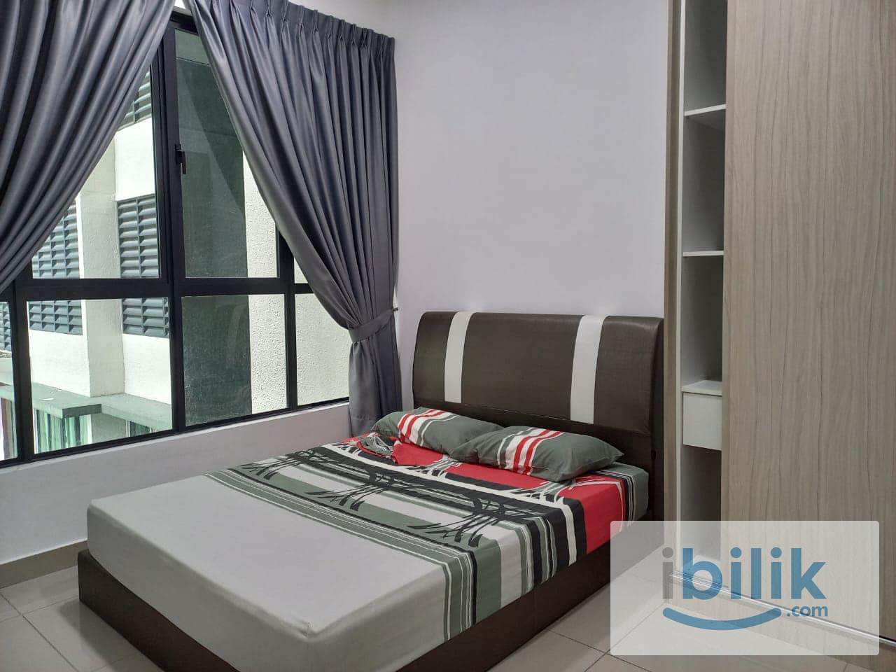 Fully Furnished Master Room | Near MRT Maluri - Image 1