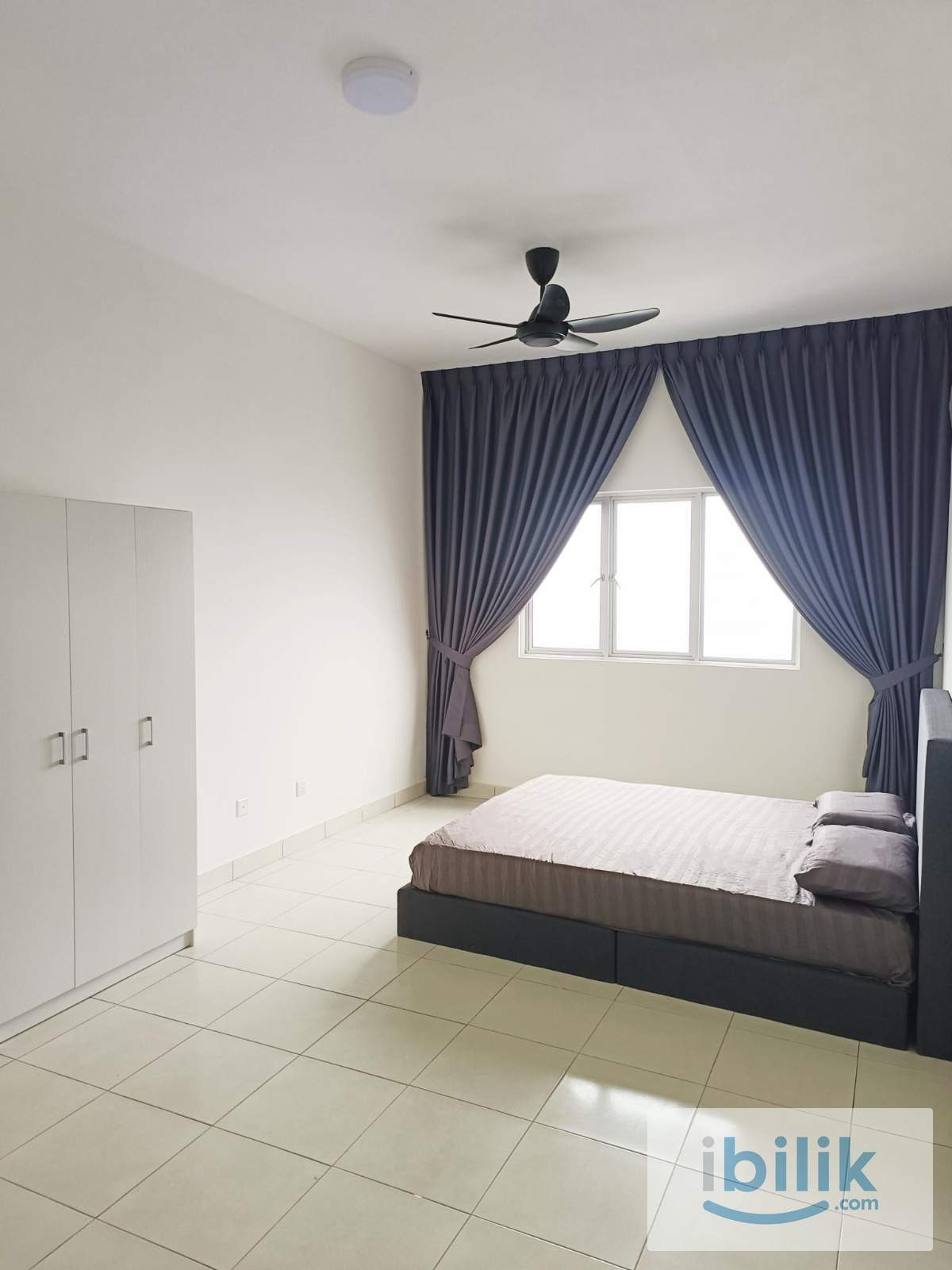 Master Room in Residensi Sateria - Image 1