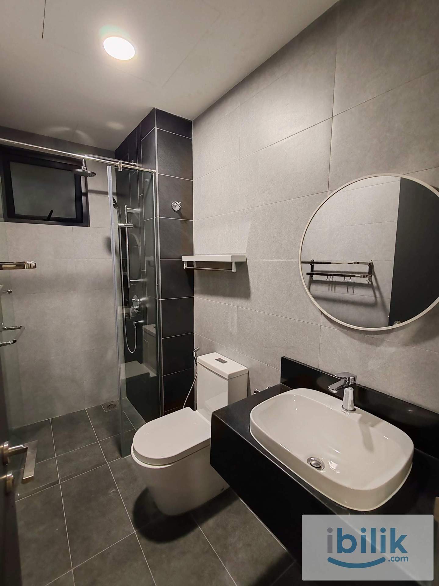 Large Master Room Near Velocity | Walk to MRT Maluri - Image 2