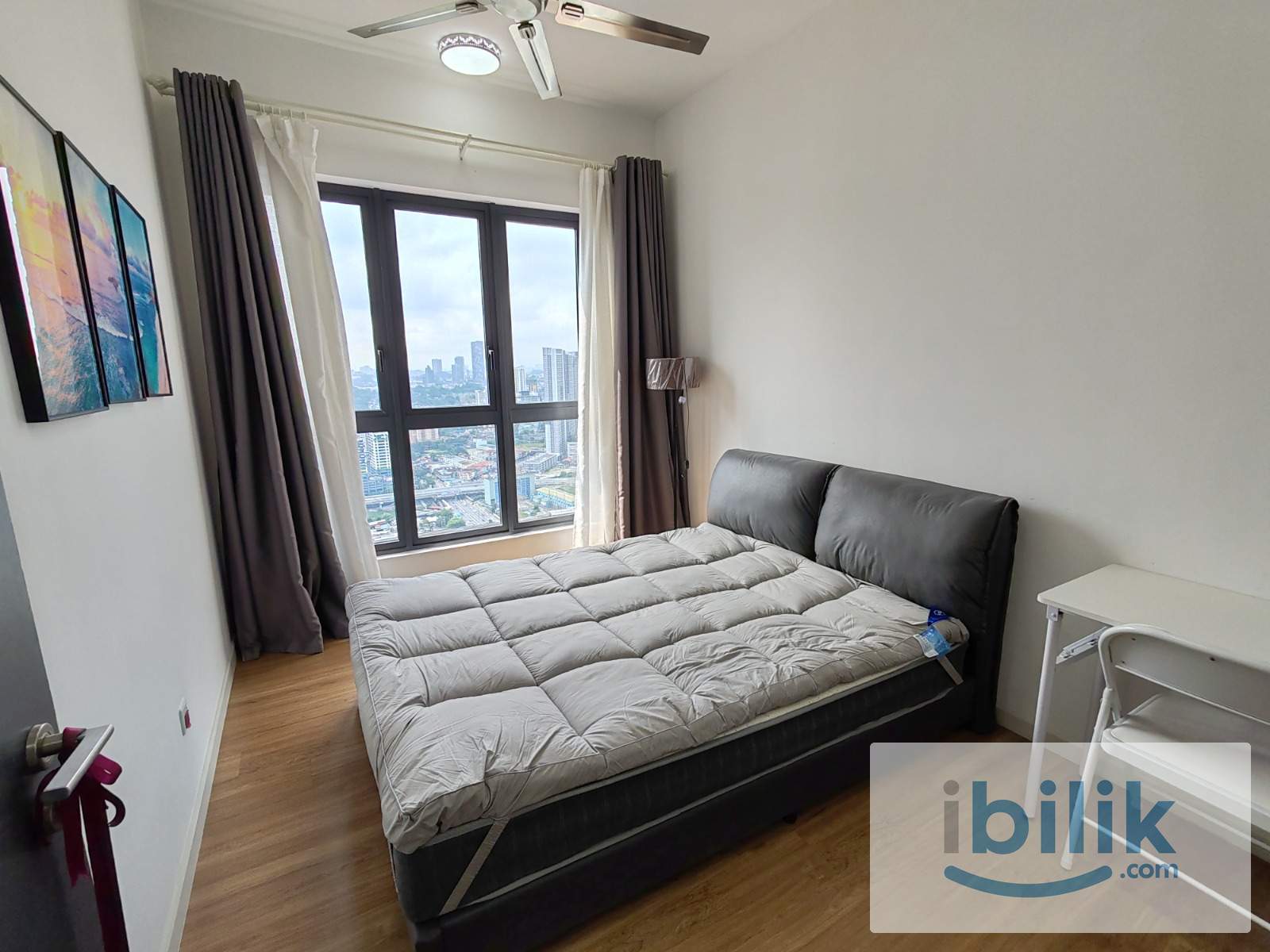Master Room Sunway Velocity with Private Bath | Near MRT Maluri - Image 1