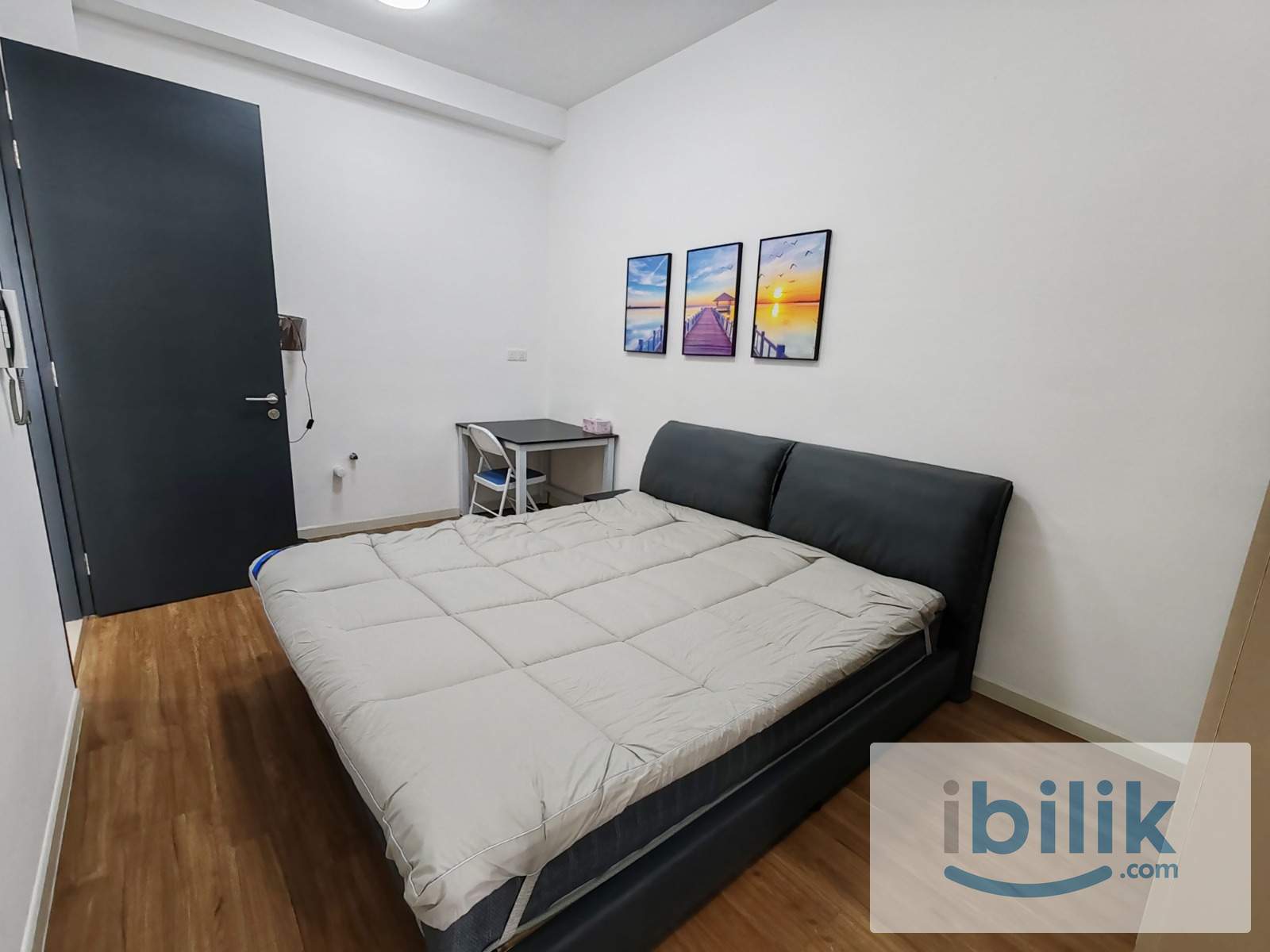 Spacious Medium Room near MRT Maluri | Walk to Sunway Velocity - Image 2