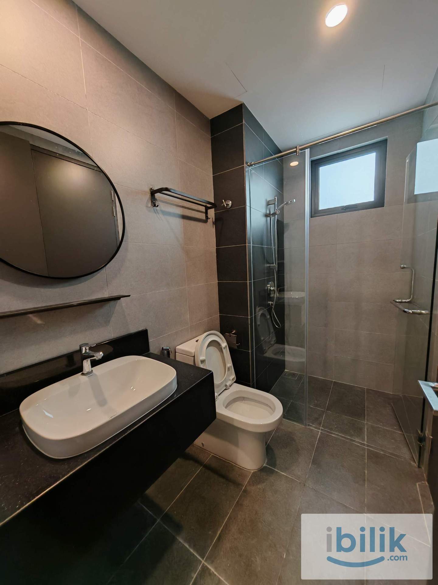 Medium Room Maluri MRT | Near Velocity Mall - Image 3
