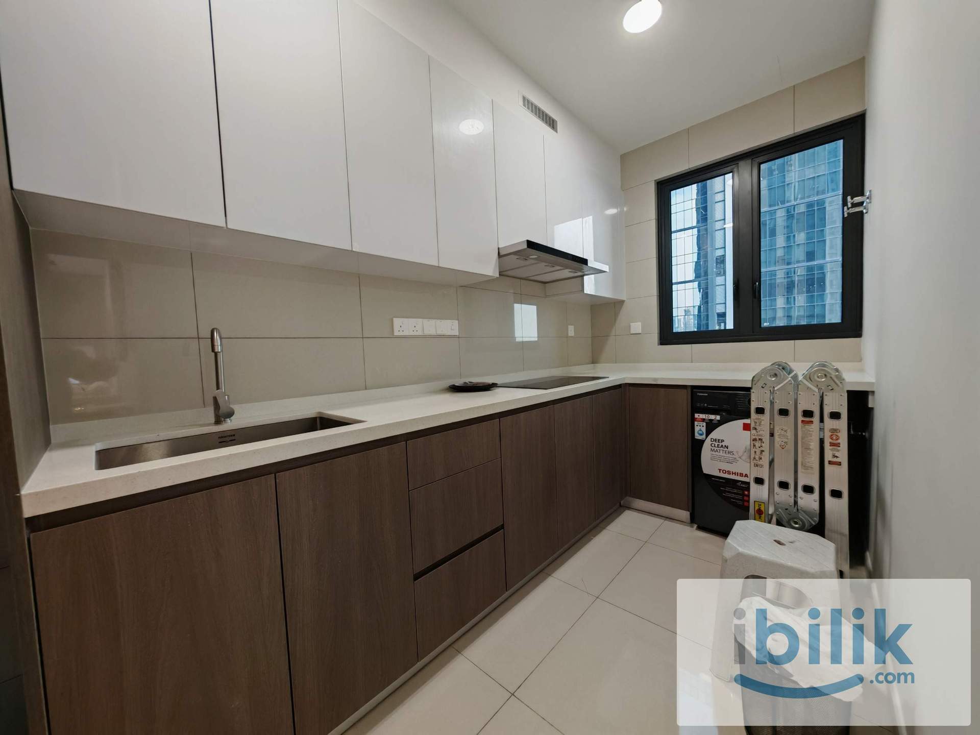 Medium Room Maluri MRT | Near Velocity Mall - Image 4