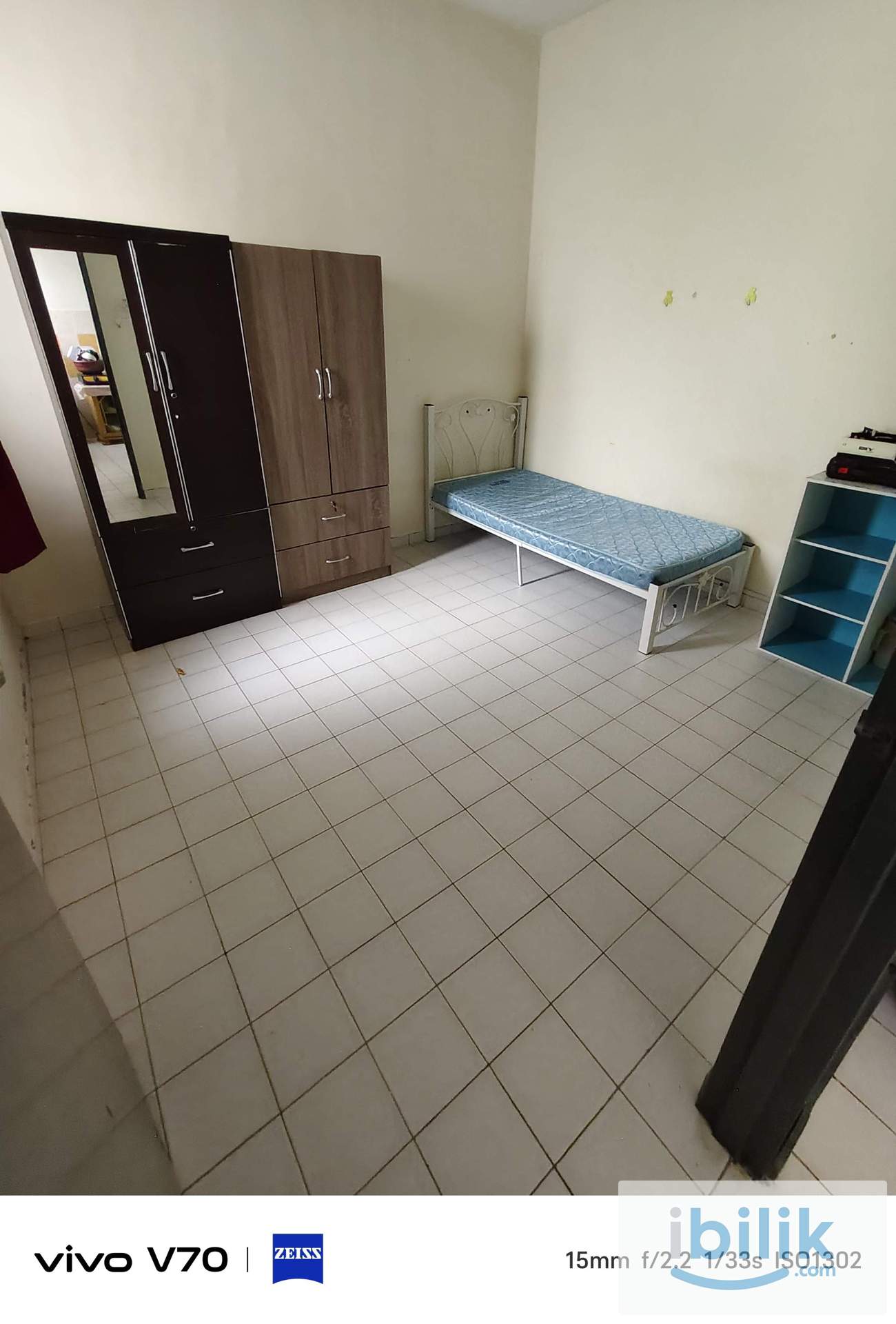 Room For Rent - Image 8