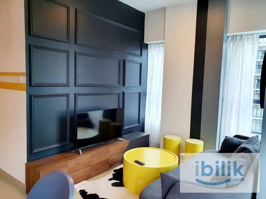master bedroom with private bath - Image 3