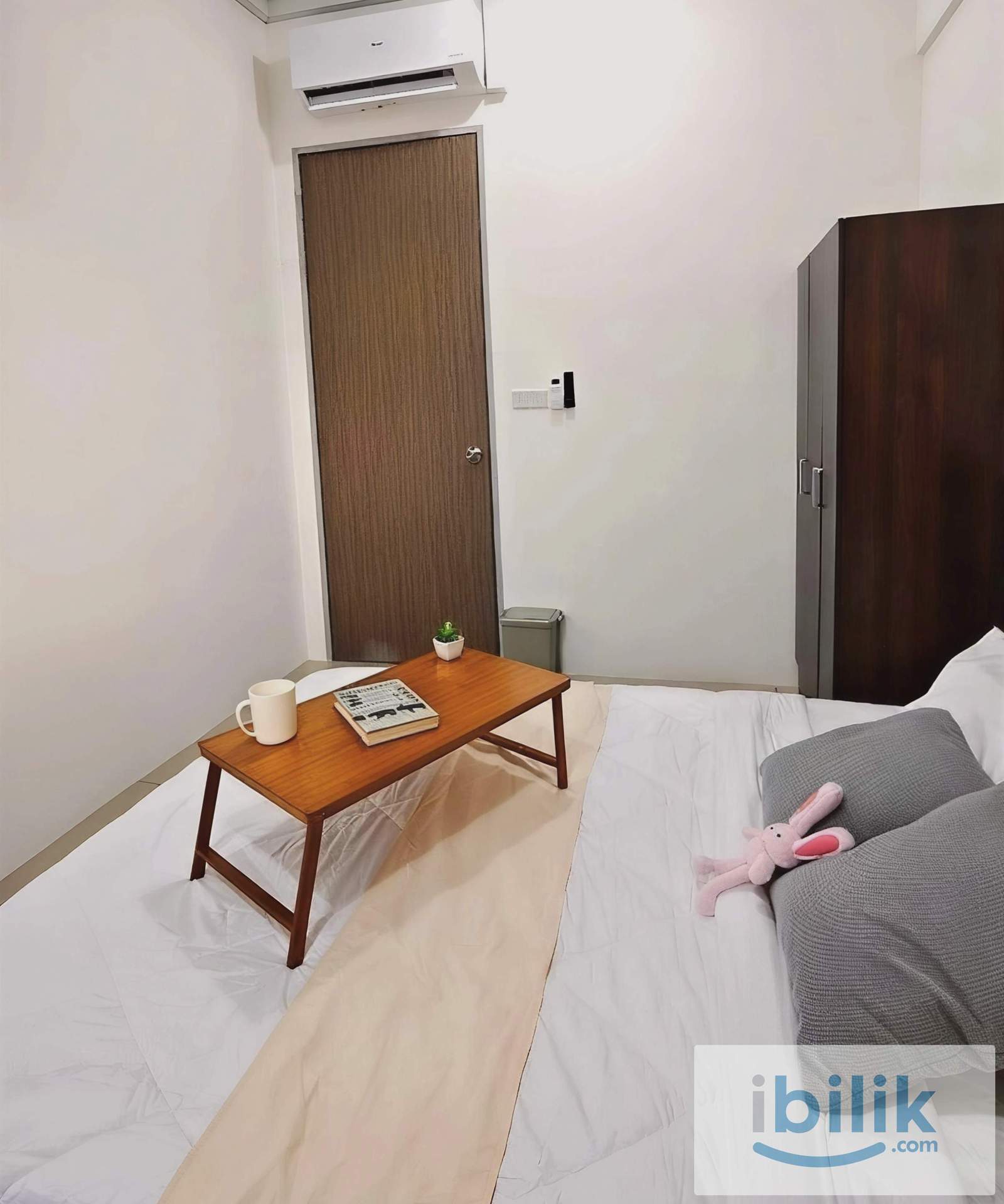 Direct Owner 𝐌𝐞𝐝𝐢𝐮𝐦 𝐑𝐨𝐨𝐦 for Rent  @Queensbays / 𝐁𝐚𝐲𝐚𝐧 𝐋𝐞𝐩𝐚𝐬 - Image 5