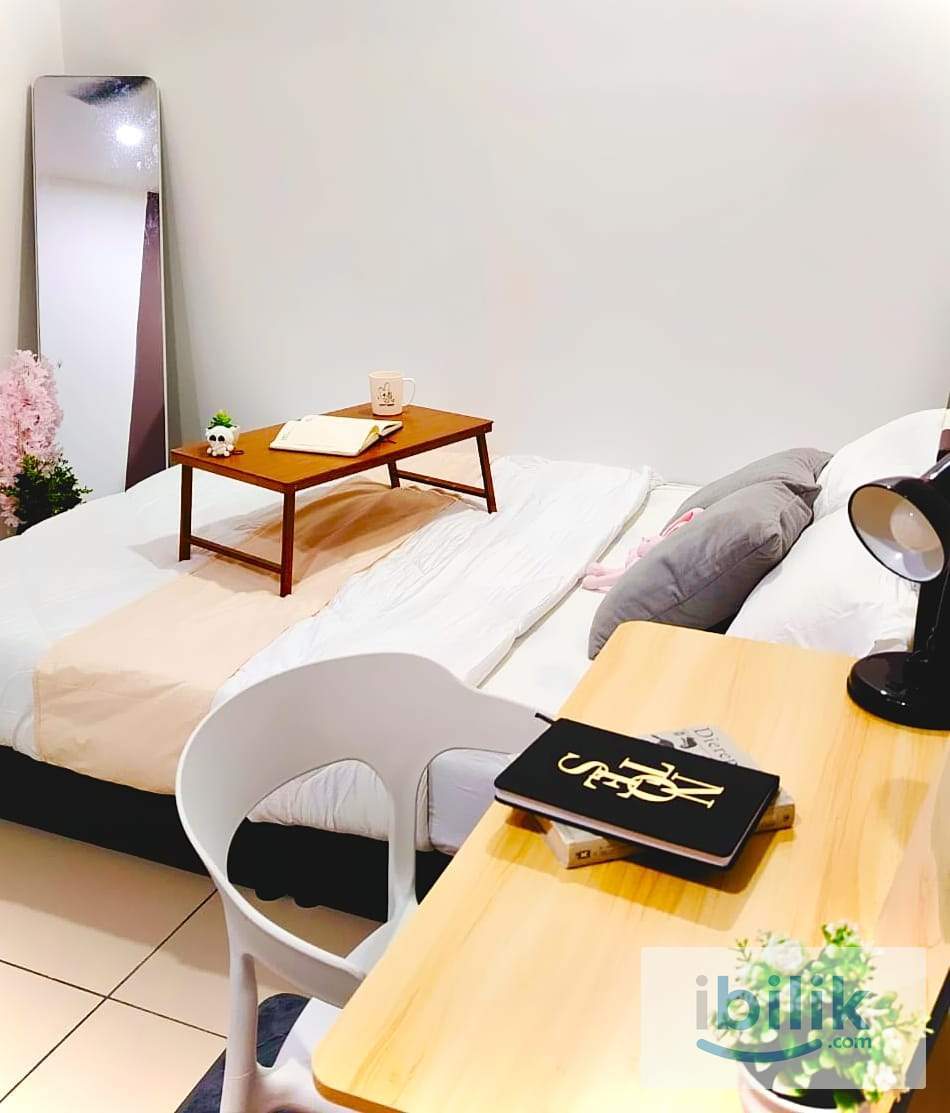 Bayan Baru Medium Room for Rent - Image 2