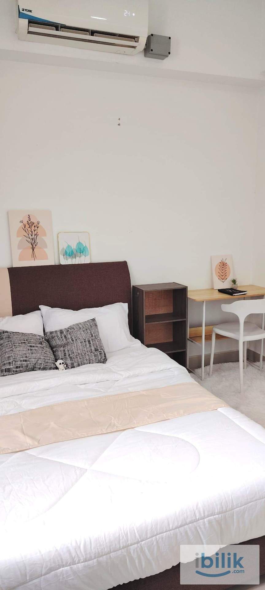 COZY Master& 𝐌𝐞𝐝𝐢𝐮𝐦 𝐑𝐨𝐨𝐦 for Rent  @Queensbays / 𝐁𝐚𝐲𝐚𝐧 𝐋𝐞𝐩𝐚𝐬 - Image 6