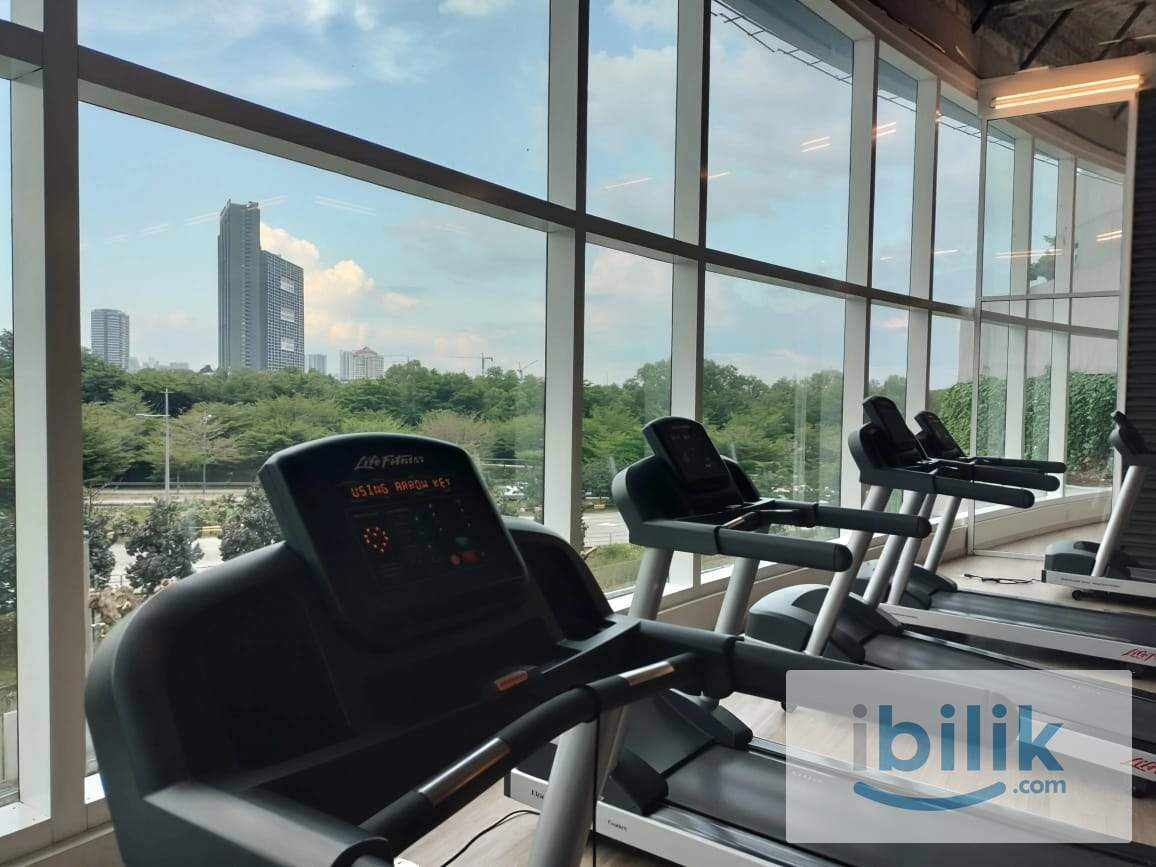 Beautiful Medium Room @Direct owner at Queensbay /Bayan Lepas - Image 8