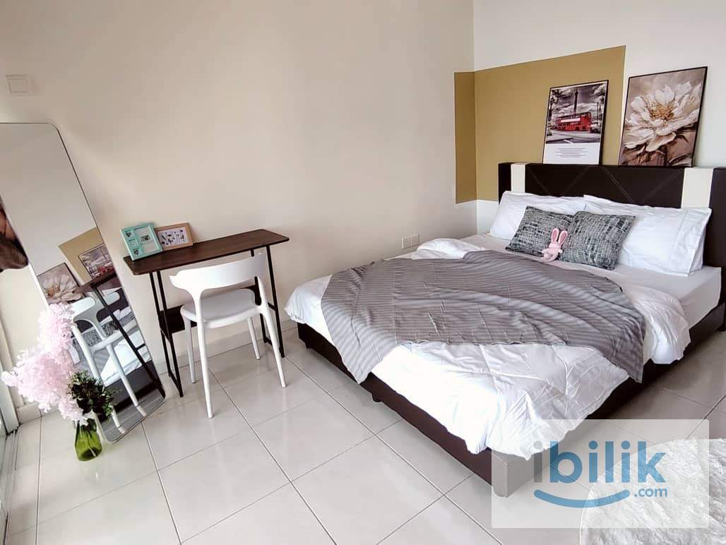 Premium Balcony Room @ Bayan Lepas/ Queensbays - Image 5