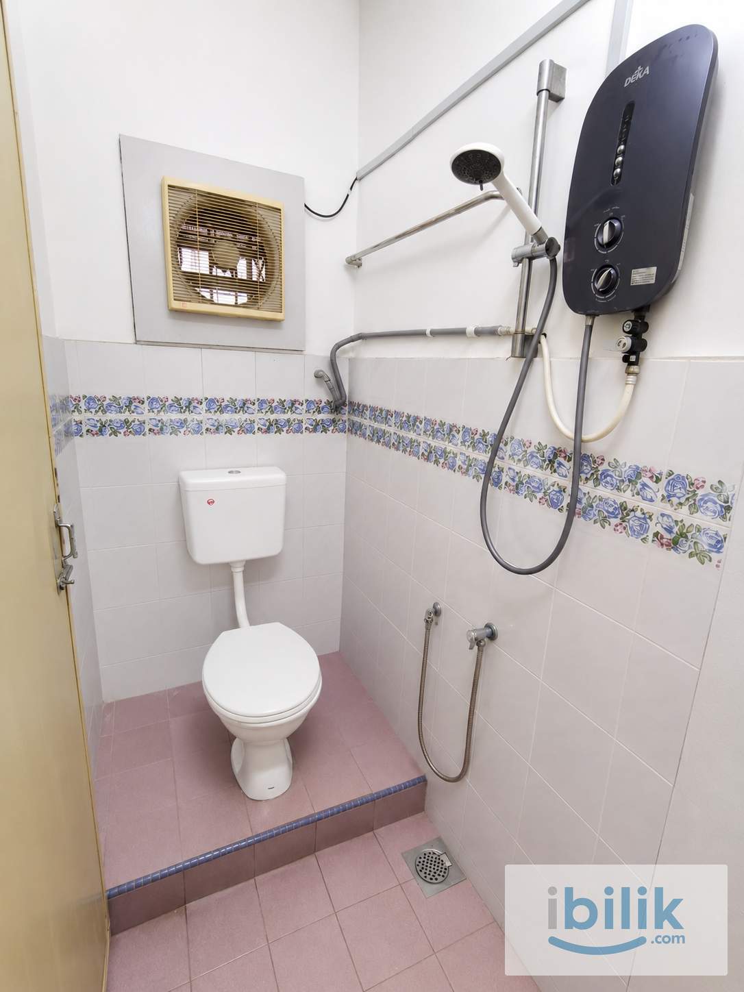 🚍 Opposite PJ Free City Bus Stop | 🚉 1km To Taman Bahagia LRT | 🏡 Room For Rent @ SS1 PJ ✨ - Image 2