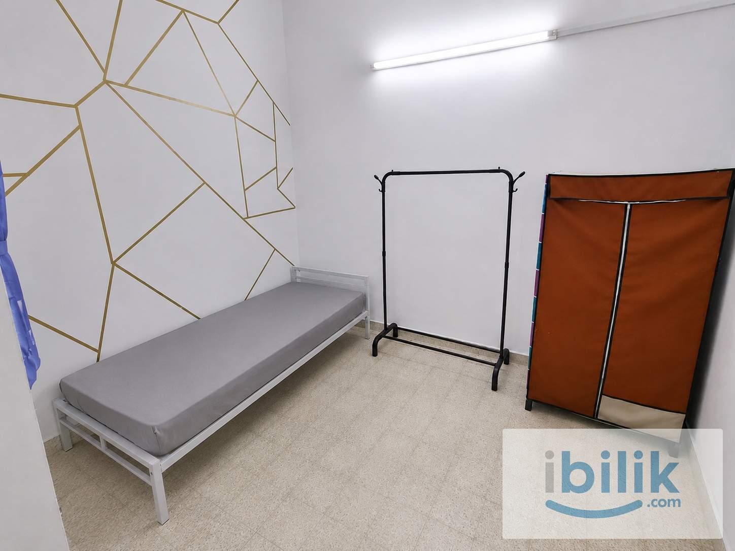 🚍 Opposite PJ Free City Bus Stop | 🚉 1km To Taman Bahagia LRT | 🏡 Room For Rent @ SS1 PJ ✨ - Image 1