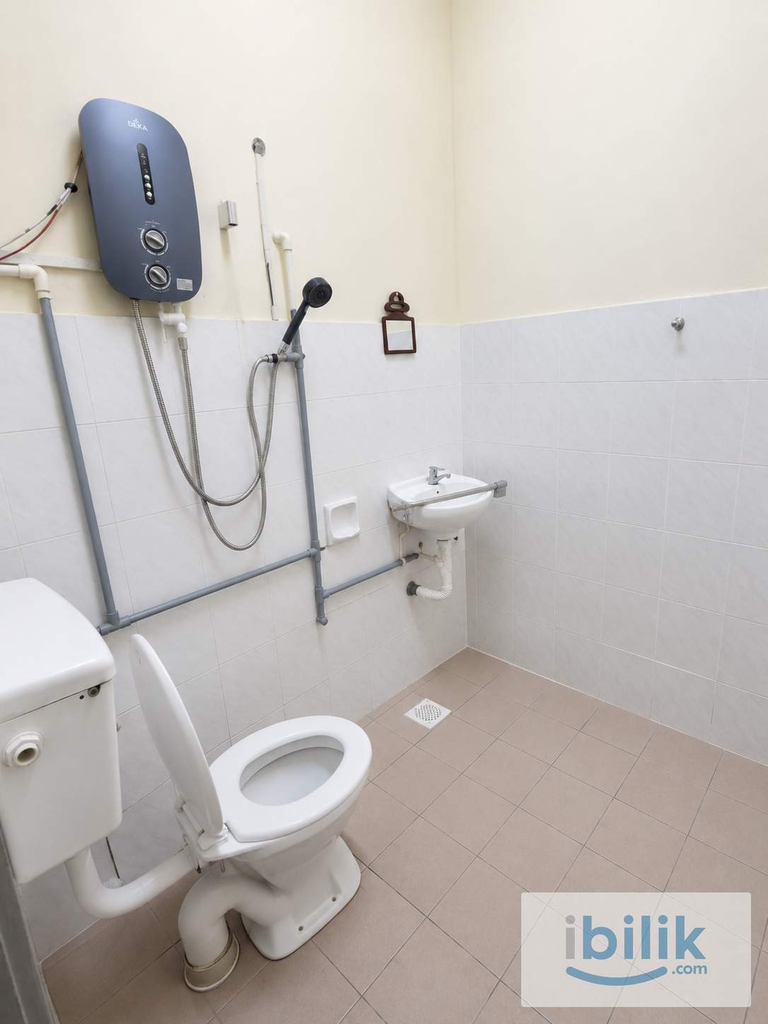 🏠 Medium Room For Rent @ Bandar Sunway | 🚗 3-5 Mins To Sunway Pyramid 🛍️ - Image 2